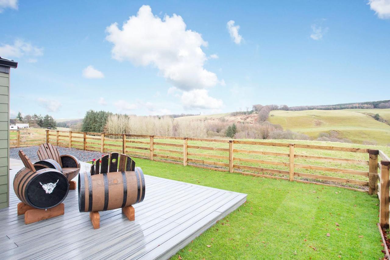 Shiphorns Luxury Cabin With A Hot Tub Eddleston Eksteriør bilde